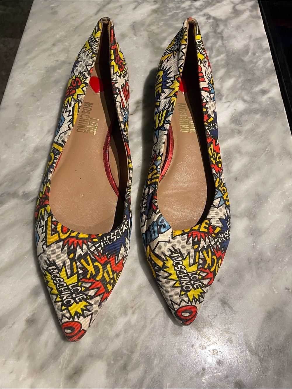 Love Moschino Comic Graffiti Print Pointed Flats 41